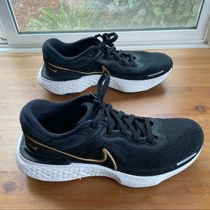 Nike ZoomX Invincible Run Flyknit Mens Black size 12 like new